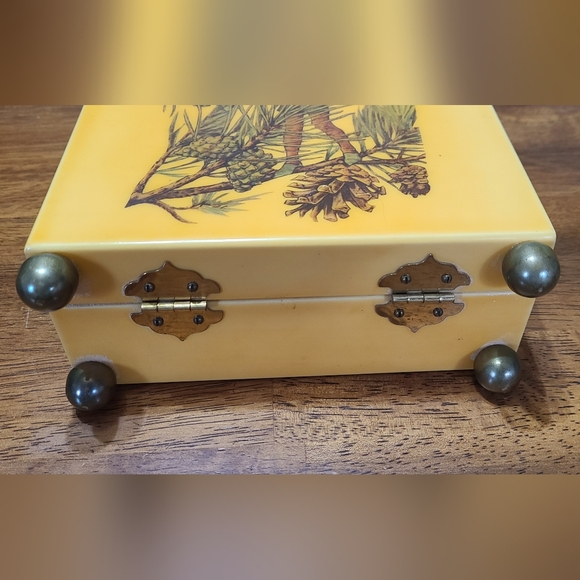 Bakelite purse featuring the fairies by Cicely Mary Barker RARE vintage - Picture 3 of 5